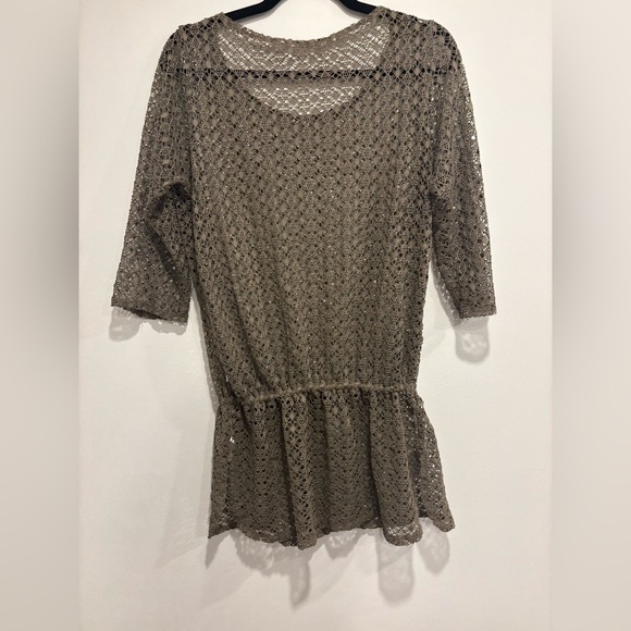 La Vie En Rose Gray/Olive Lace Top - Picture 4 of 9
